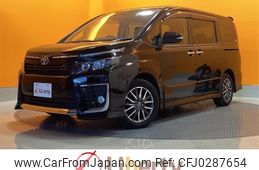 toyota voxy 2014 quick_quick_ZRR80W_ZRR80-0059247