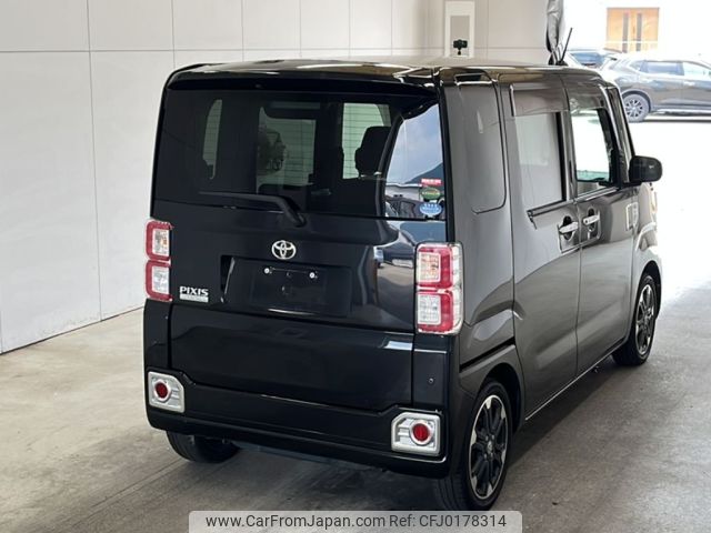 toyota pixis-mega 2017 -TOYOTA--Pixis Mega LA700A-0012595---TOYOTA--Pixis Mega LA700A-0012595- image 2