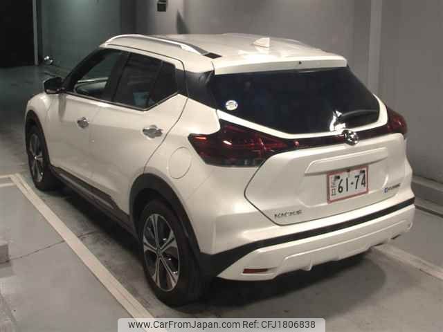 nissan kix 2022 CFJ1806838 image 2