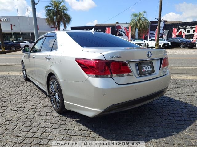 toyota crown 2013 CFJ1595082 image 2
