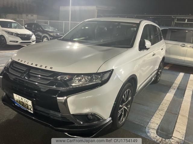 mitsubishi outlander 2016 CFJ1754149 image 2
