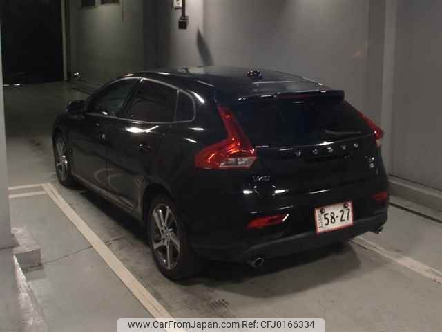 volvo v40 2018 -VOLVO--Volvo V40 MD4204T-J2484724---VOLVO--Volvo V40 MD4204T-J2484724- image 2