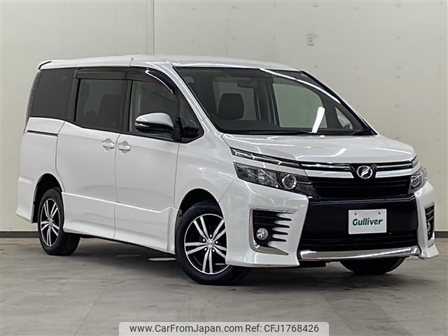 toyota voxy 2014 CFJ1768426 image 1