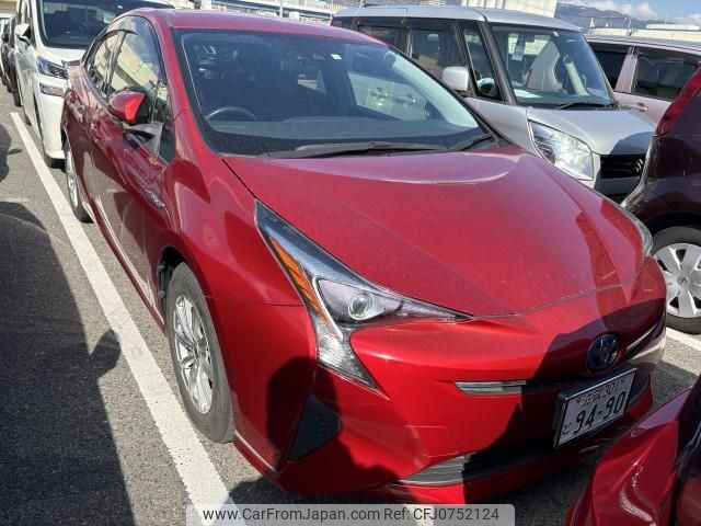 toyota prius 2018 quick_quick_DAA-ZVW50_ZVW50-6135682 image 2