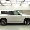 toyota land-cruiser-prado 2023 ENHANCEAUTO_1_ea300229 image 2