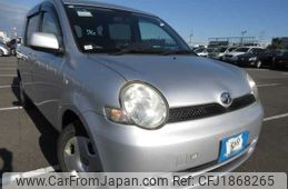 toyota sienta 2004 CFJ1868265