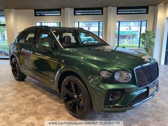 bentley bentayga 2022 quick_quick_7BA-BADCU_SJAAL14V7MC037107 image 1