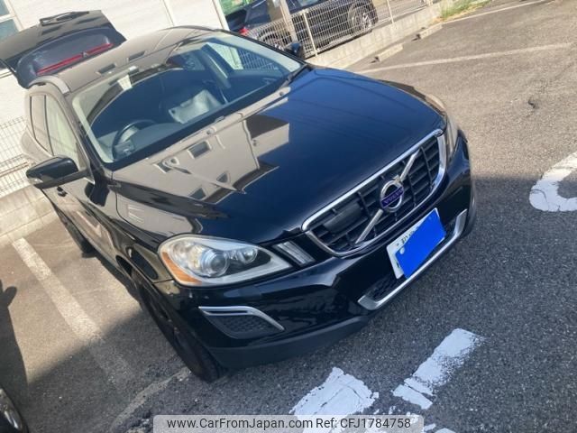 volvo xc60 2013 CFJ1784758 image 2
