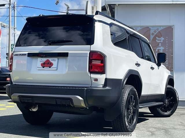 toyota land-cruiser-wagon 2024 CFJ1779989 image 2