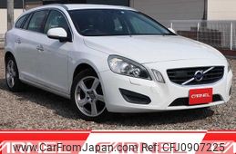 volvo v60 2012 l11236