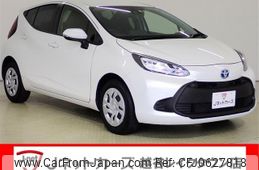 toyota aqua 2022 -TOYOTA--AQUA 6AA-MXPK11--MXPK11-2097579---TOYOTA--AQUA 6AA-MXPK11--MXPK11-2097579-