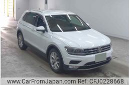 volkswagen tiguan 2017 quick_quick_ABA-5NCZE_WVGZZZ5N2HW854456