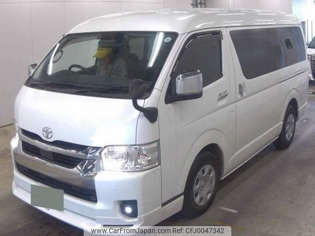 toyota hiace-wagon 2022 quick_quick_3BA-TRH214W_0069856 image 2