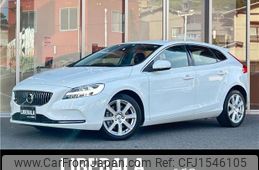 volvo v40 2018 CFJ1546105