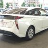 toyota prius 2017 quick_quick_DAA-ZVW50_ZVW50-6088967 image 17