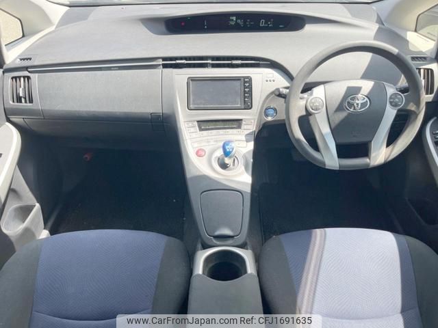 toyota prius 2014 CFJ1691635 image 2
