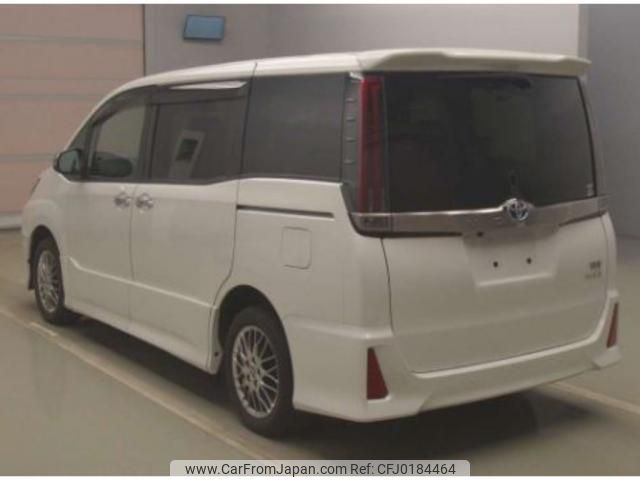 toyota noah 2021 quick_quick_6AA-ZWR80W_0524609 image 2