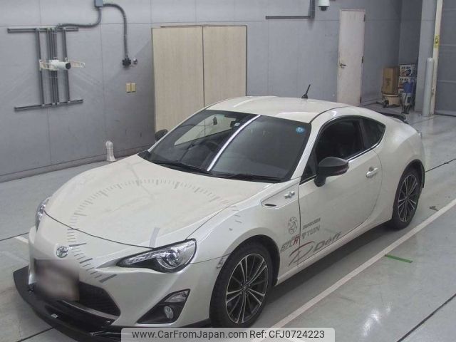 toyota 86 2013 -TOYOTA--86 ZN6ｶｲ-038490---TOYOTA--86 ZN6ｶｲ-038490- image 1