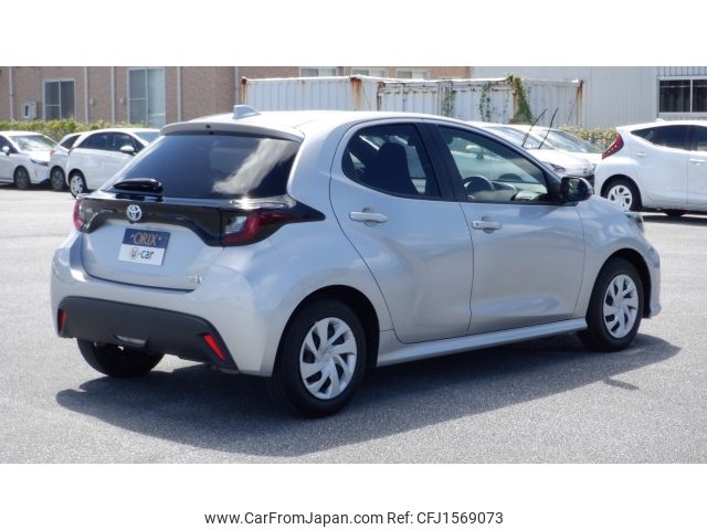 toyota yaris 2023 CFJ1569073 image 2