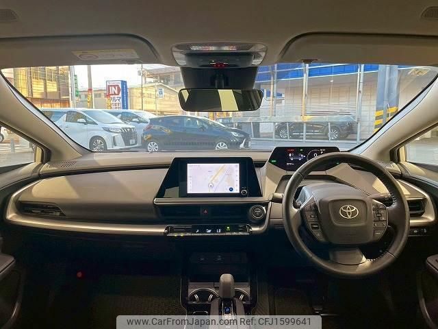 toyota prius 2024 CFJ1599641 image 2