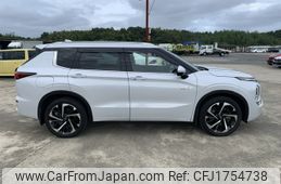 mitsubishi outlander-phev 2022 CFJ1754738