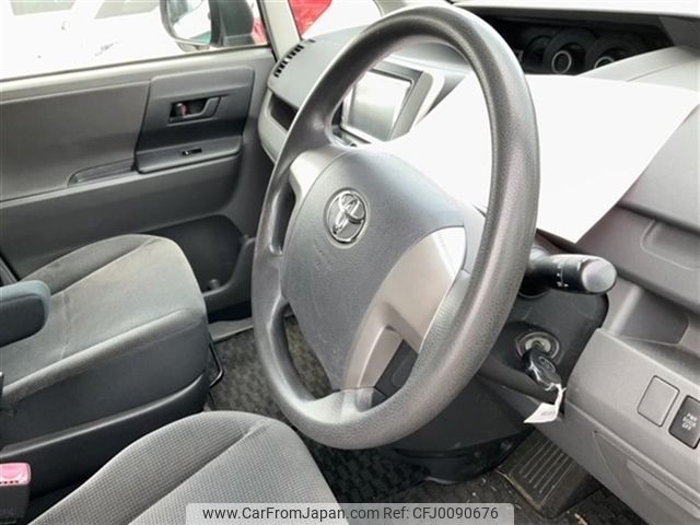 toyota noah 2007 NIKYO_ST43269 image 2