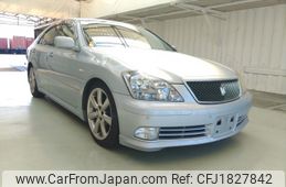 toyota crown 2004 CFJ1827842