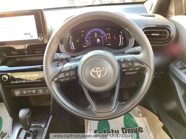 toyota yaris-cross 2025 CFJ1733045 image 2