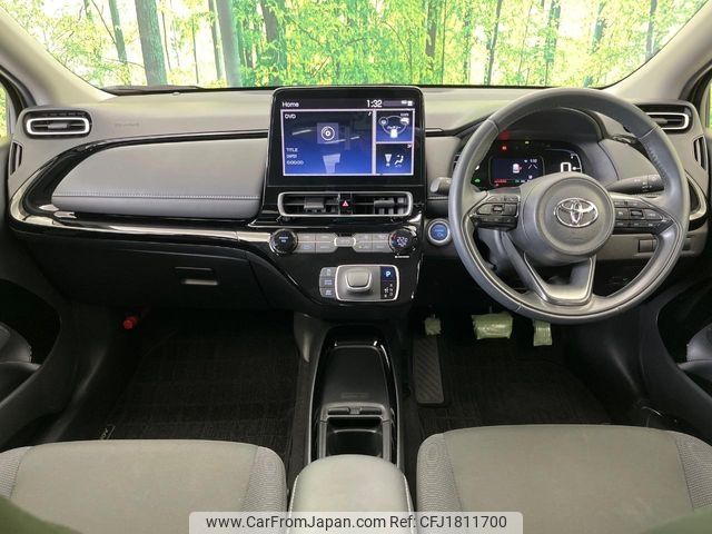 toyota aqua 2021 CFJ1811700 image 2