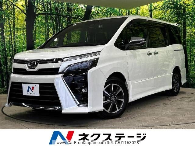 toyota voxy 2018 -TOYOTA--Voxy DBA-ZRR80W--ZRR80-0422112---TOYOTA--Voxy DBA-ZRR80W--ZRR80-0422112- image 1