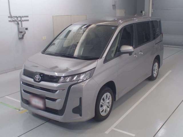 car_c1943435-881c-411f-afba-