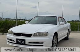 nissan skyline 2000 1300412