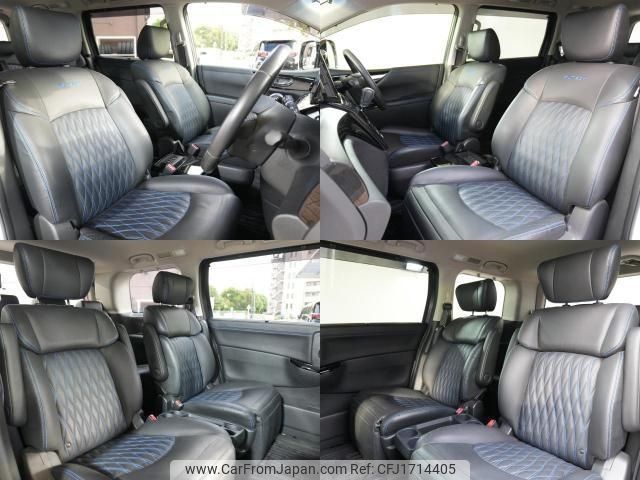 nissan elgrand 2021 CFJ1714405 image 2