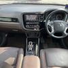 mitsubishi outlander-phev 2016 CFJ1697557 image 16