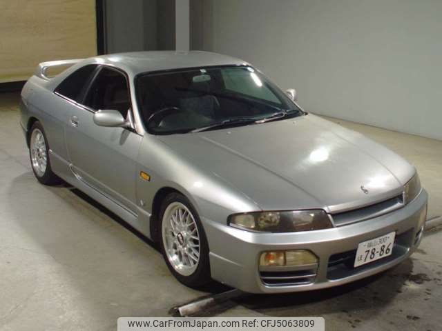 nissan skyline 1996 AUTOSERVER_F5_2874_139 image 1