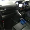 toyota voxy 2018 CFJ1832993 image 3