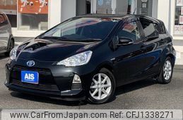 toyota aqua 2013 -TOYOTA--AQUA DAA-NHP10--NHP10-6186071---TOYOTA--AQUA DAA-NHP10--NHP10-6186071-