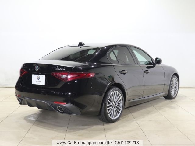 alfa-romeo giulia 2018 -ALFA ROMEO--Alfa Romeo Giulia ABA-95220--ZAREAEGN2J7569786---ALFA ROMEO--Alfa Romeo Giulia ABA-95220--ZAREAEGN2J7569786- image 2