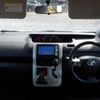 toyota voxy 2011 -TOYOTA 【野田 500】--Voxy DBA-ZRR70W--ZRR70-0422100---TOYOTA 【野田 500】--Voxy DBA-ZRR70W--ZRR70-0422100- image 25