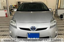 toyota prius 2011 CFJ1826095