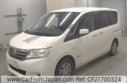 nissan serena 2013 CFJ1700324