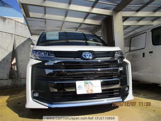 2025 Toyota Noah 6AA-ZWR90W 2WD - Car Price $35,714