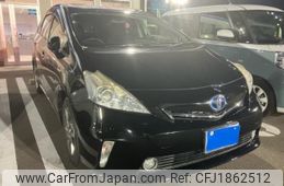 toyota prius-α 2013 CFJ1862512