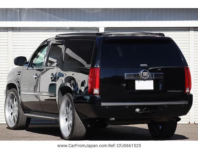 cadillac escalade 2015 quick_quick_-_1GYFK66838R245543 image 2