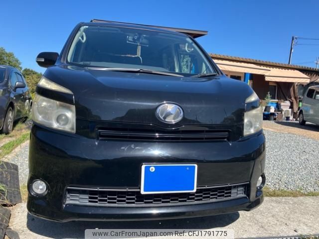 toyota voxy 2007 CFJ1791775 image 2