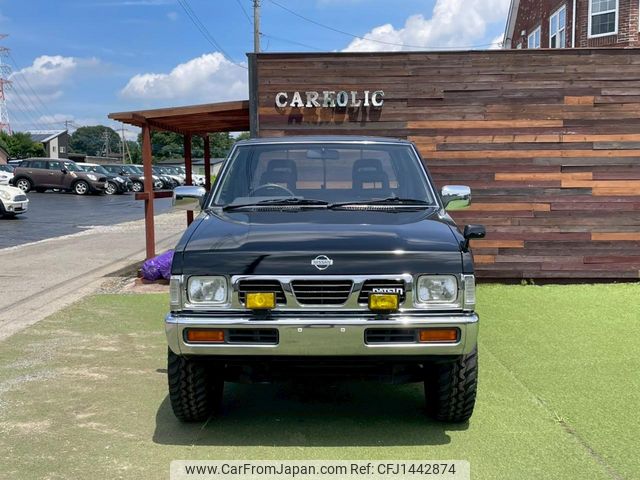 nissan datsun-pickup 1993 CFJ1442874 image 2