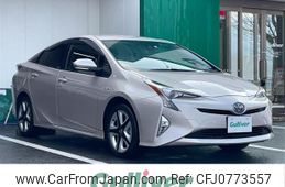 toyota prius 2015 -TOYOTA--Prius DAA-ZVW55--ZVW55-8002048---TOYOTA--Prius DAA-ZVW55--ZVW55-8002048-