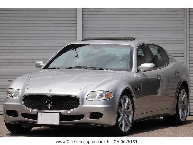 maserati quattroporte 2007 quick_quick_MQP_ZAMFD39J000032487 image 2