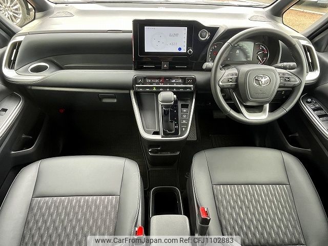 toyota noah 2022 -TOYOTA--Noah 6BA-MZRA90W--MZRA90-0023099---TOYOTA--Noah 6BA-MZRA90W--MZRA90-0023099- image 2