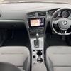 volkswagen golf-variant 2017 -VOLKSWAGEN--VW Golf Variant DBA-AUCJZ--WVWZZZAUZHP794955---VOLKSWAGEN--VW Golf Variant DBA-AUCJZ--WVWZZZAUZHP794955- image 2